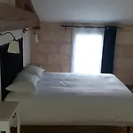 Casa de hóspedes Domaine Du Chauvet Sainte-Eulalie (Gironde)