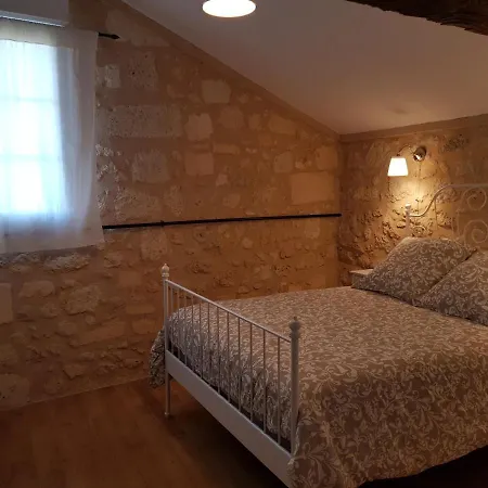 Guest house Domaine Du Chauvet 3*